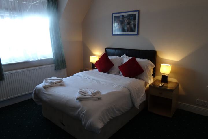 Room 25 of 52