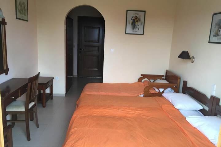 Room 13 of 59