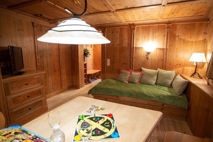 Room 20 of 112