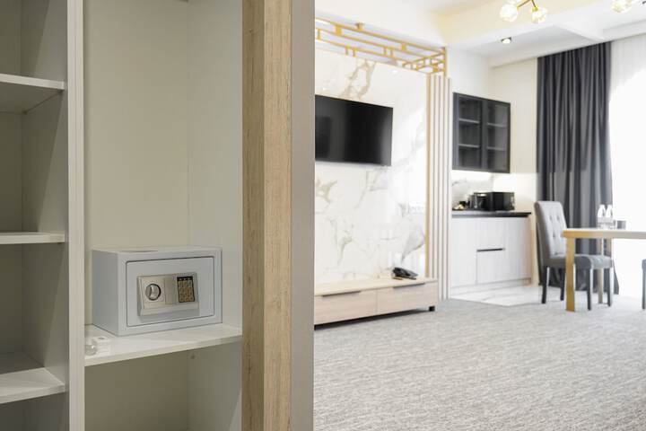 Room 65 of 209