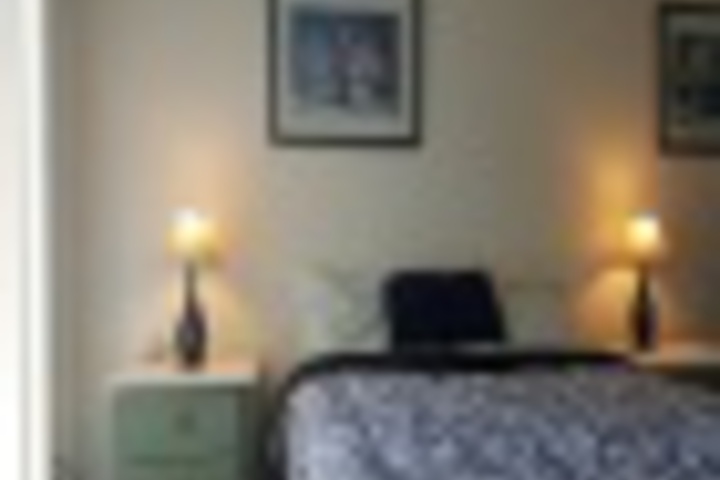 Room 374 of 516
