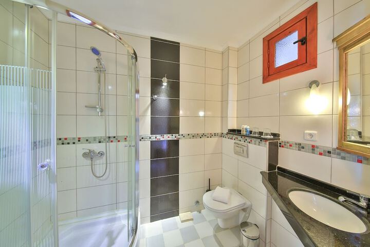 Bath Photo