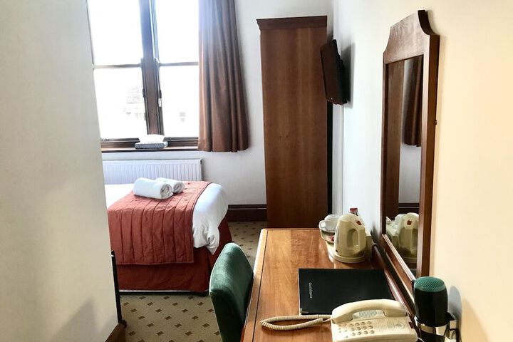 Room 26 of 109