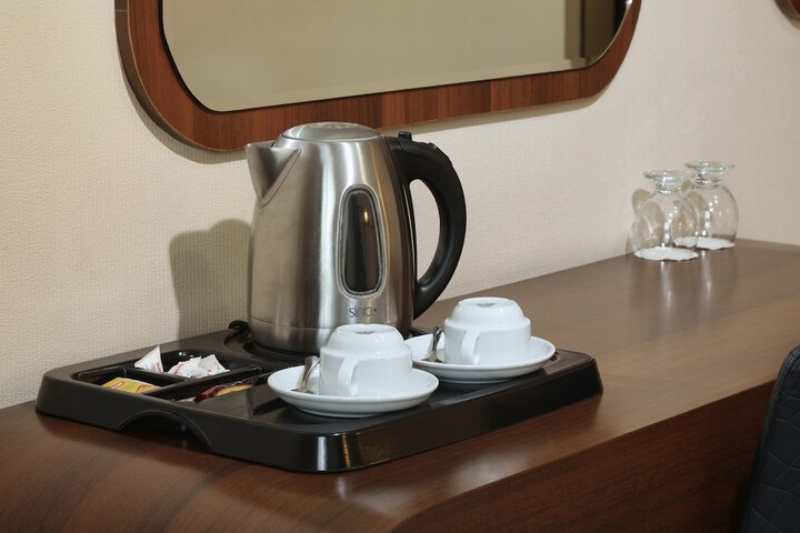 Breakfast/Coffee Service 21 of 44