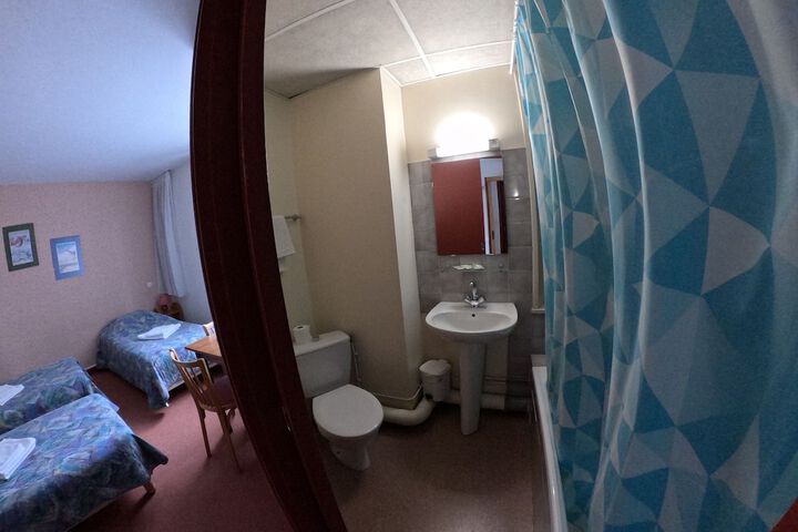 Room 6 of 29