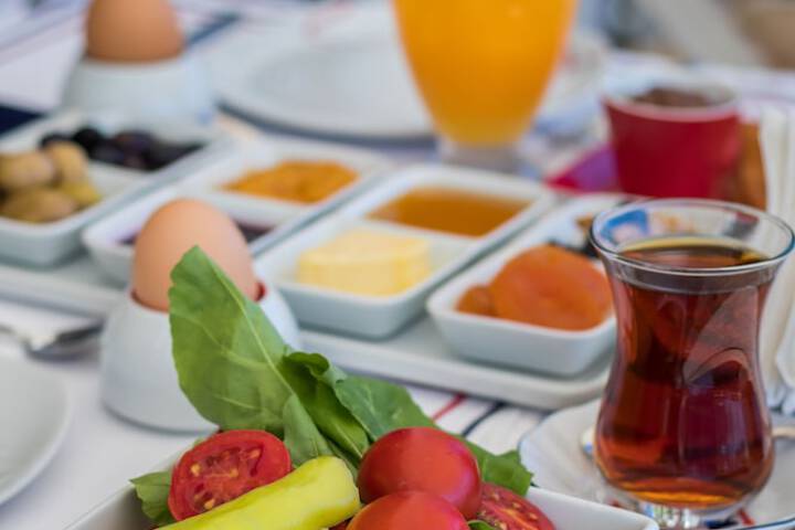 Breakfast/Coffee Service 64 of 80