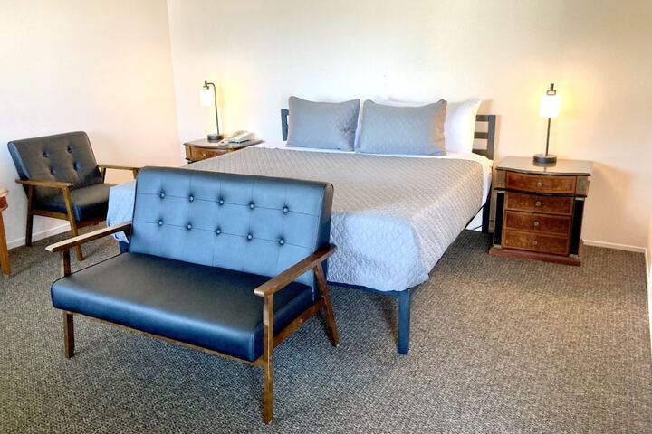 Room 32 of 135