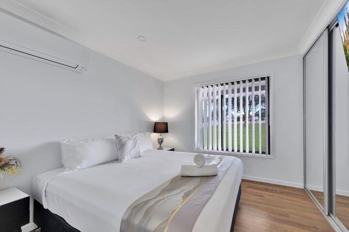 Room 27 of 157