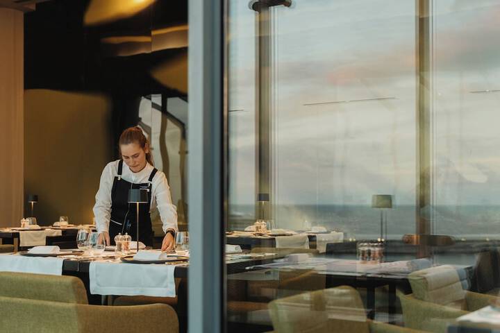 Dining 44 of 68