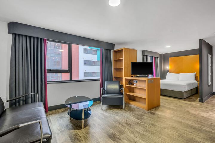 Room 7 of 29