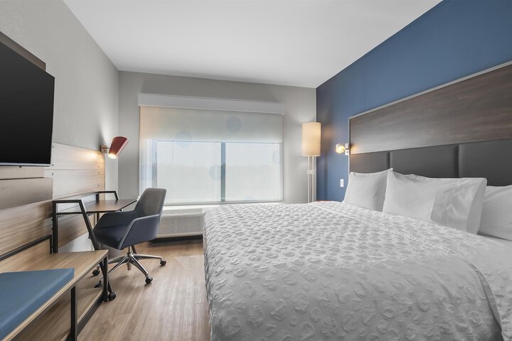 Room 21 of 39