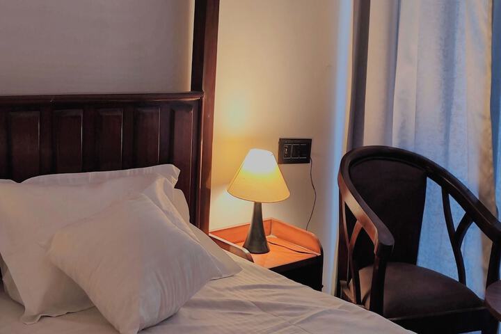Room 9 of 45