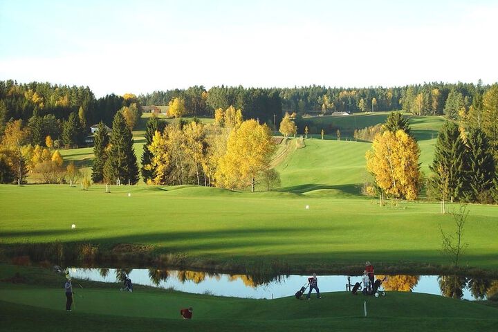 Golf 16 of 23