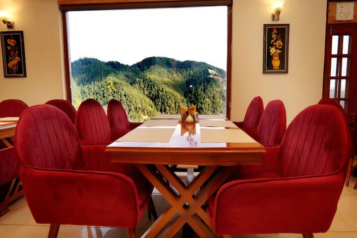 Dining 84 of 107