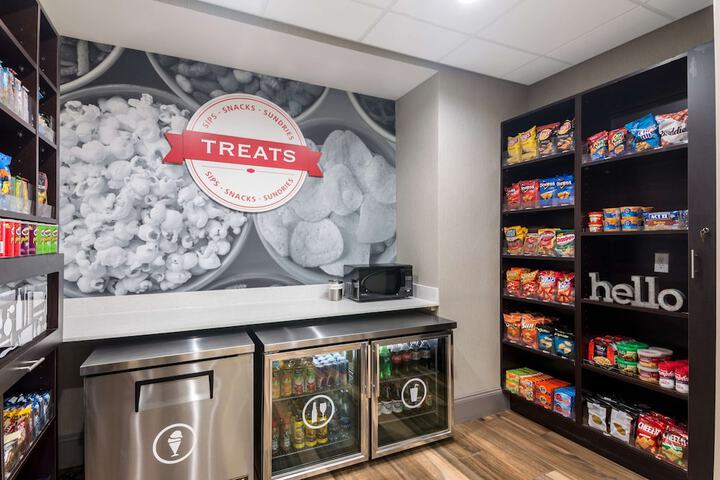 Snack bar