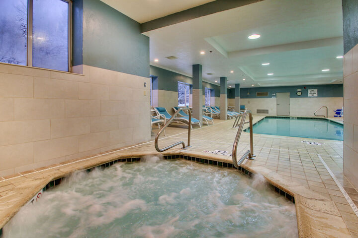 Photo of Comfort Inn & Suites