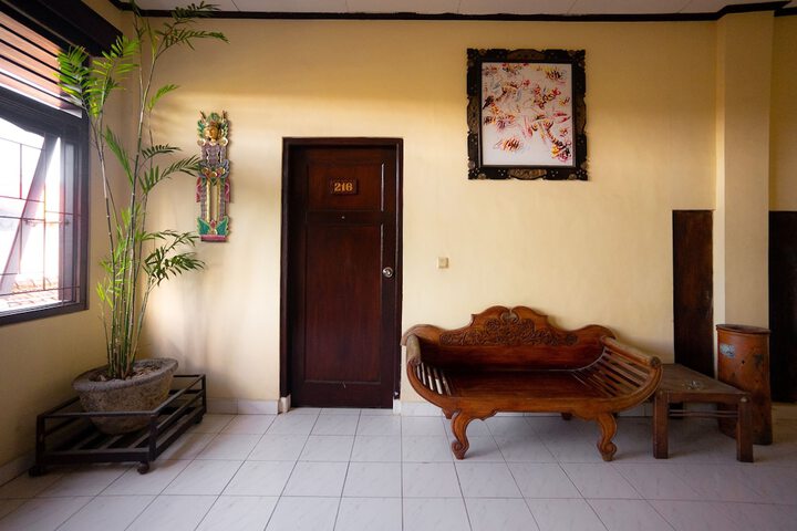 Room 18 of 71