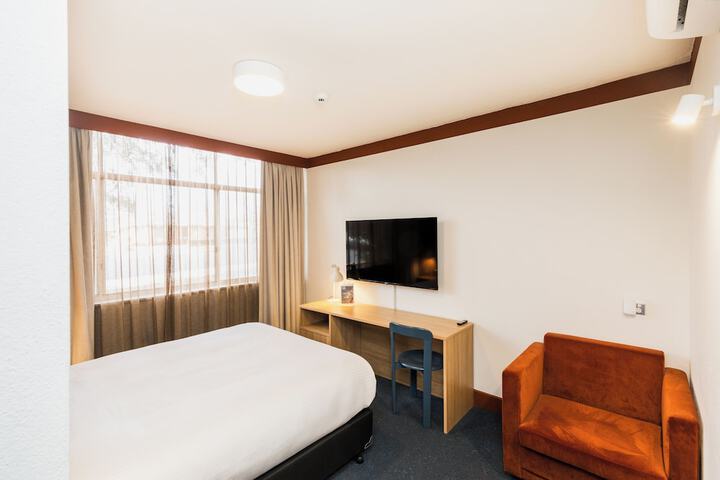 Room 22 of 69