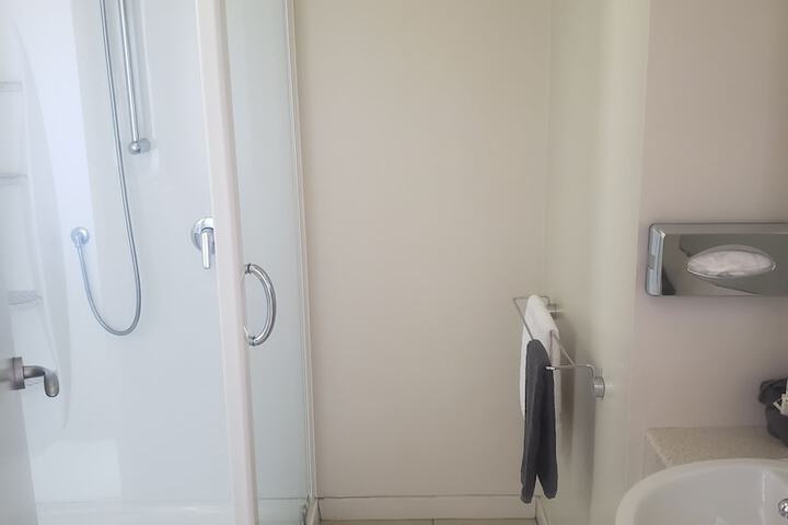 Room 16 of 20