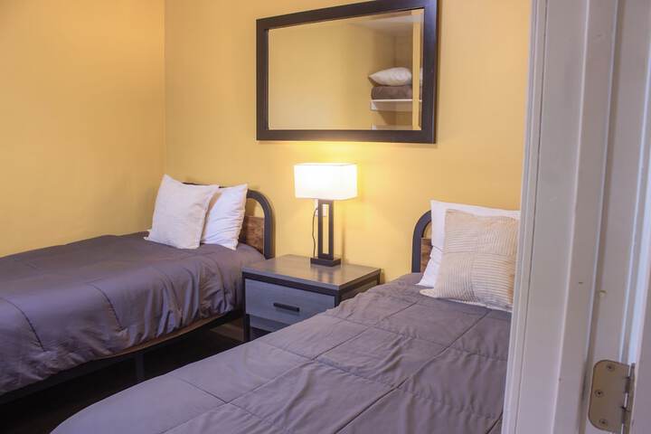 Room 33 of 71