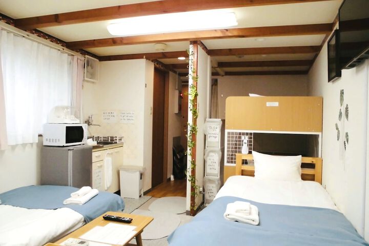 Room 5 of 46
