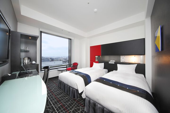 Room 8 of 62