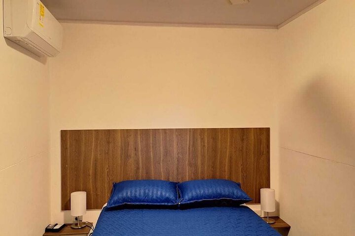 Room 3 of 20