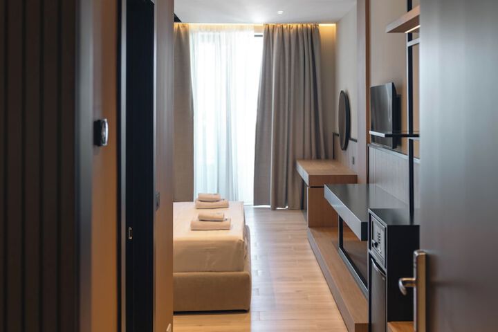 Room 20 of 62