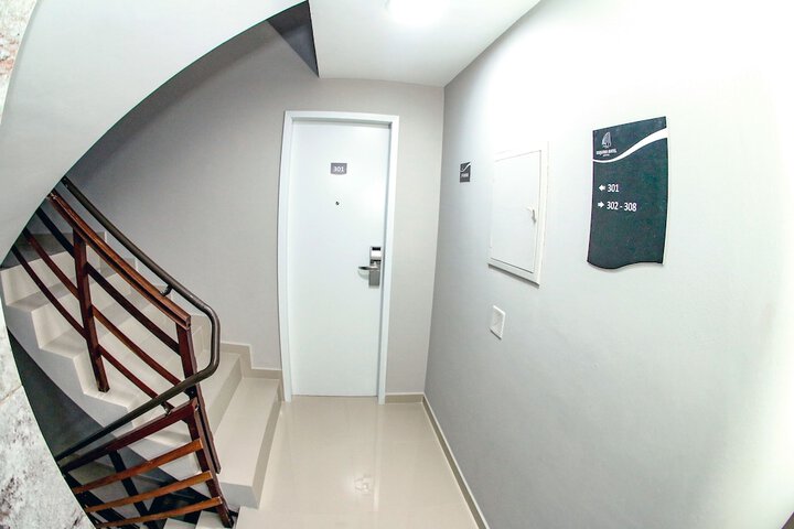 Ballroom/Hall 30 of 48