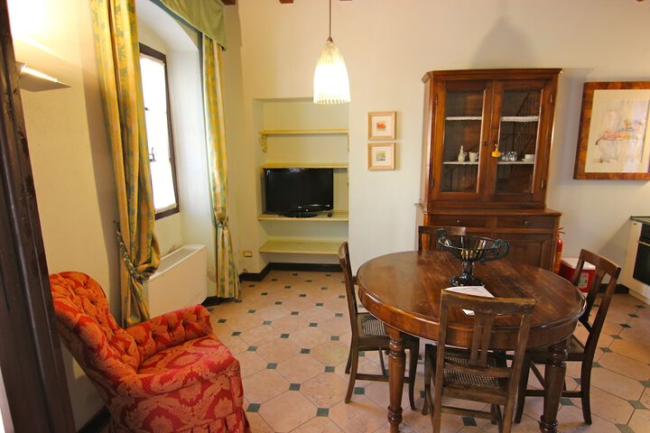 Room 70 of 175