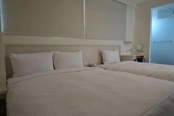 Room 15 of 56