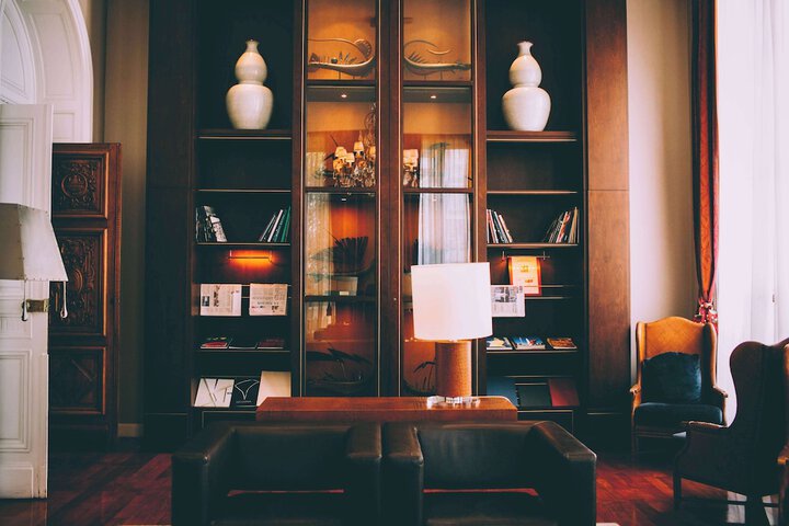 Entrance & Lobby