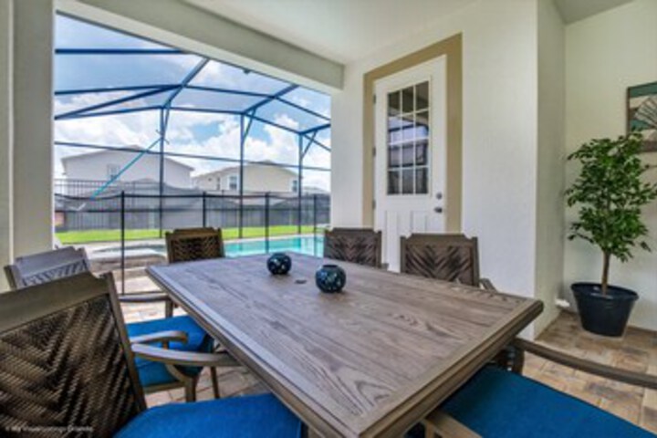 Terrace/Patio 5 of 152