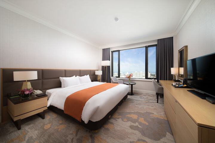 Room 29 of 79