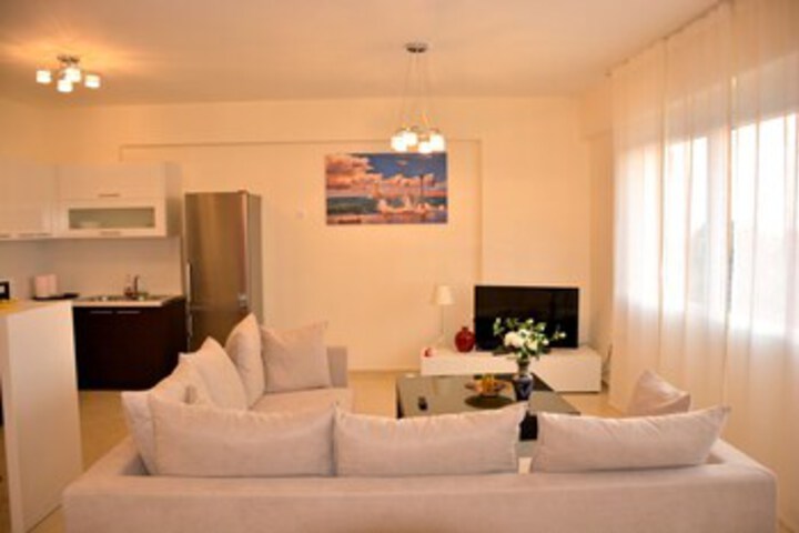 Room 30 of 64
