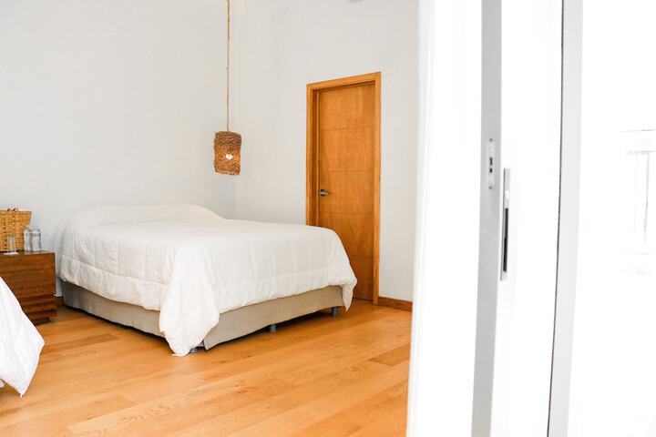 Room 8 of 120