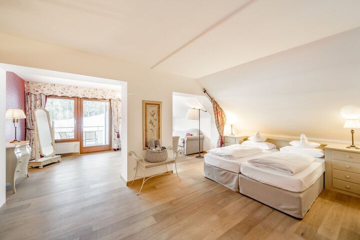 Room 42 of 130