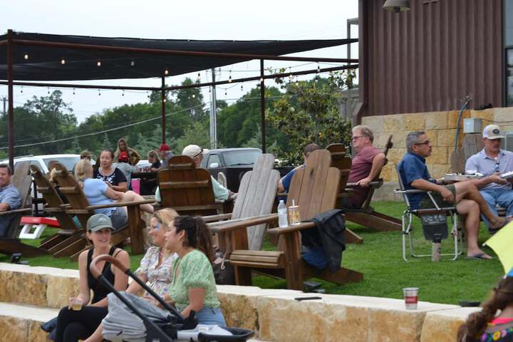 Hotel Exterior 110 of 113