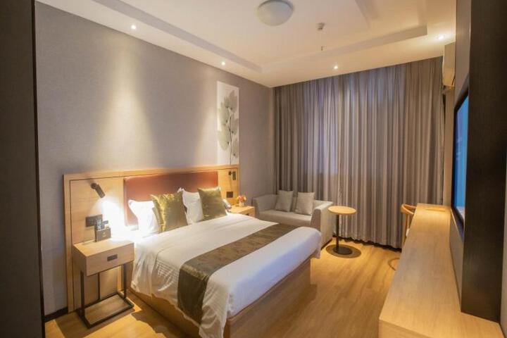 GreenTree Inn Express Changzhou Caoqiao Industrial Park