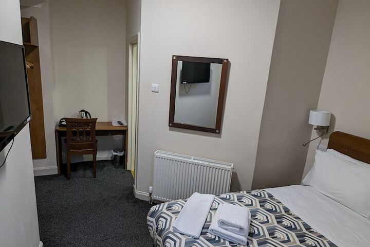 Room 26 of 62