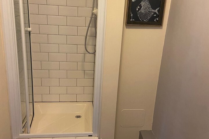 Room 12 of 17