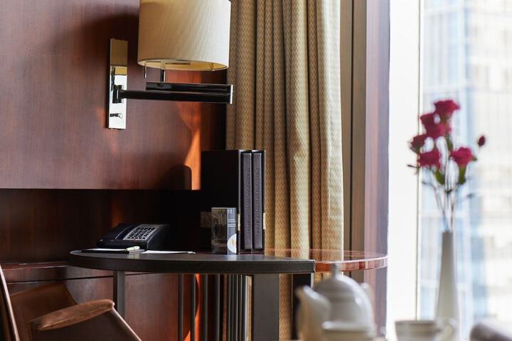 Room 45 of 102