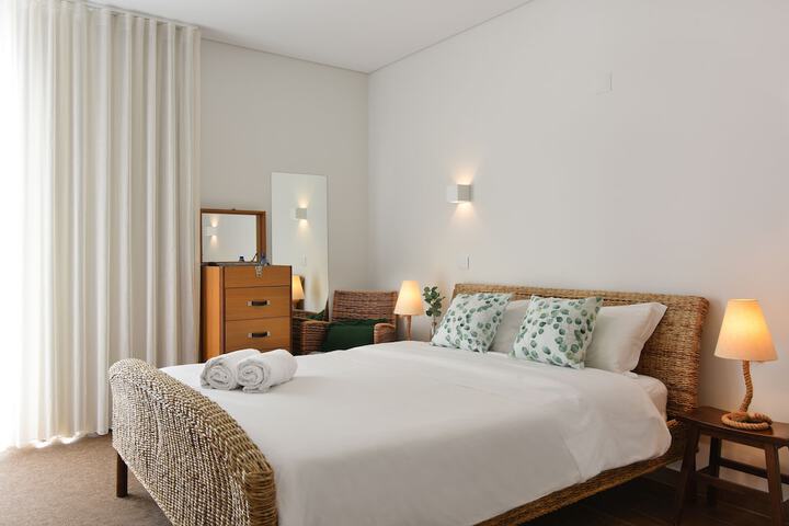 Room 25 of 111