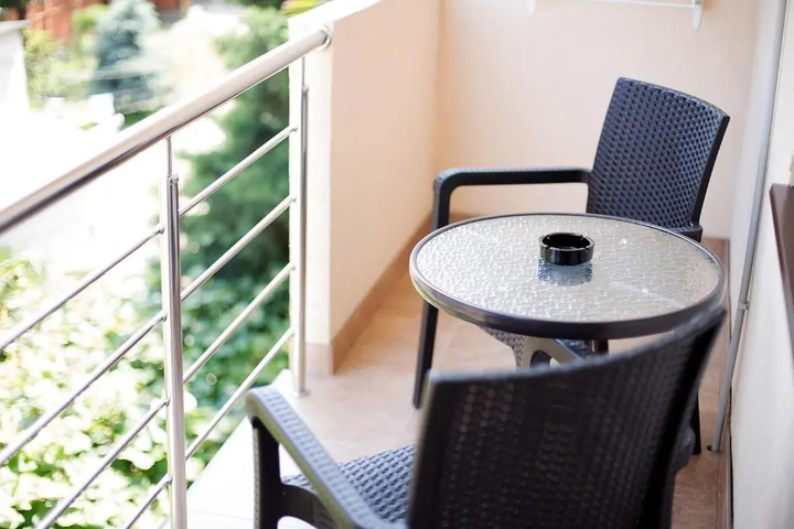 Terrace/Patio 4 of 32
