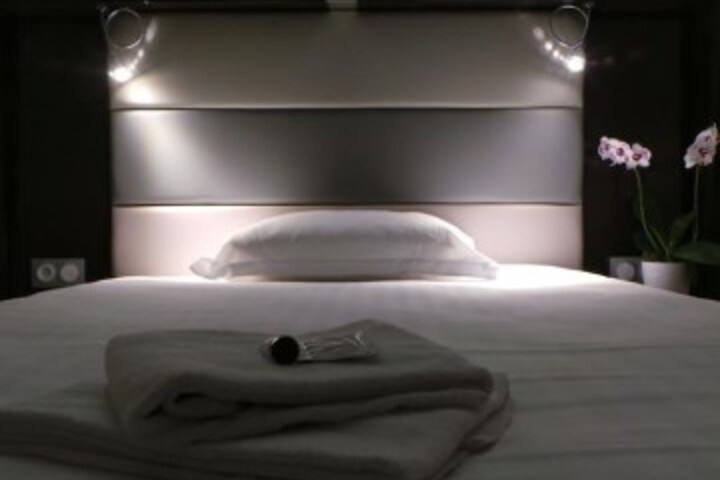 Room 25 of 60