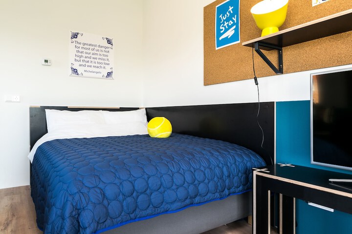 Room 3 of 29