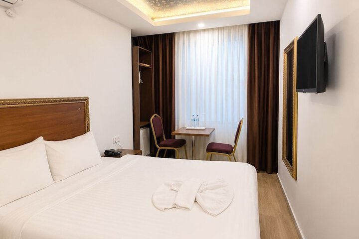 Room 29 of 64