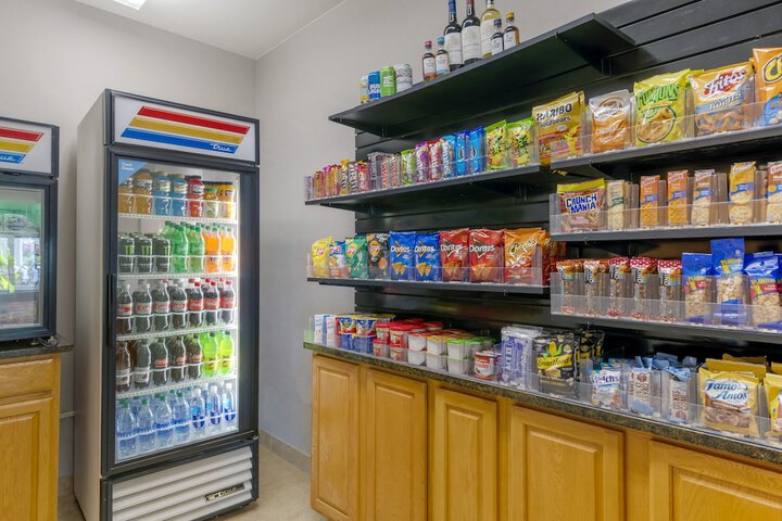 Snack bar