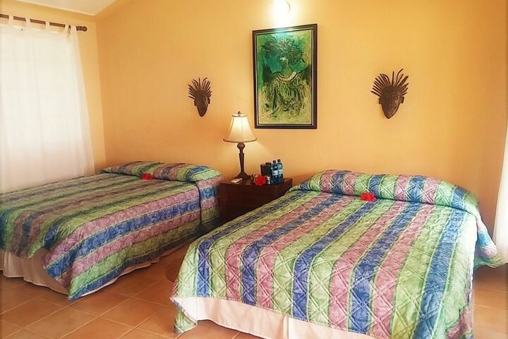 Room 16 of 108