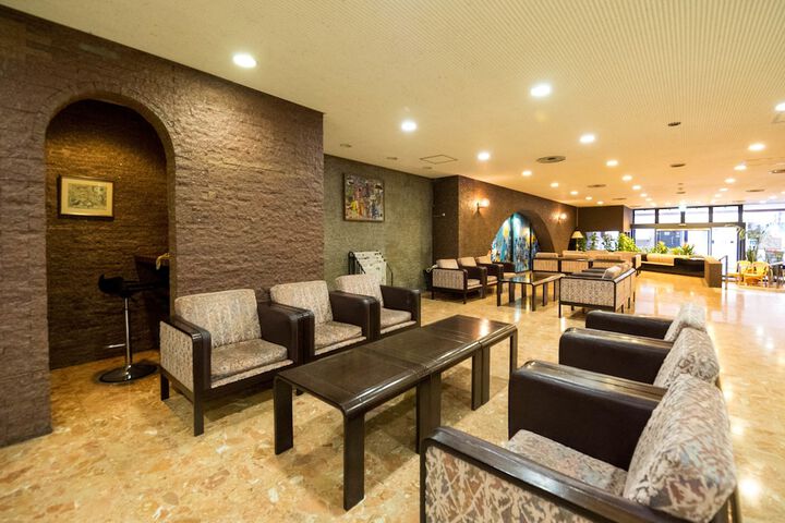 Hotel Lobby